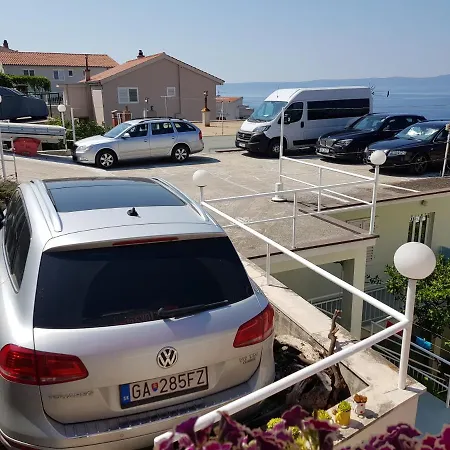 Vranjes 2 Apartment Podgora