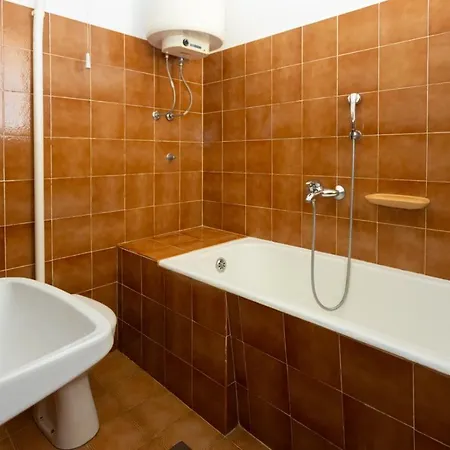 Vranjes 2 Apartment Podgora