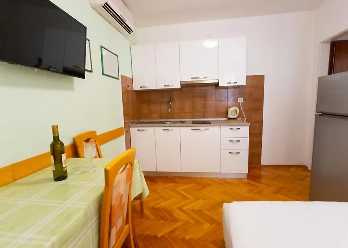 Vranjes 2 Apartment Podgora (Split-Dalmatia)